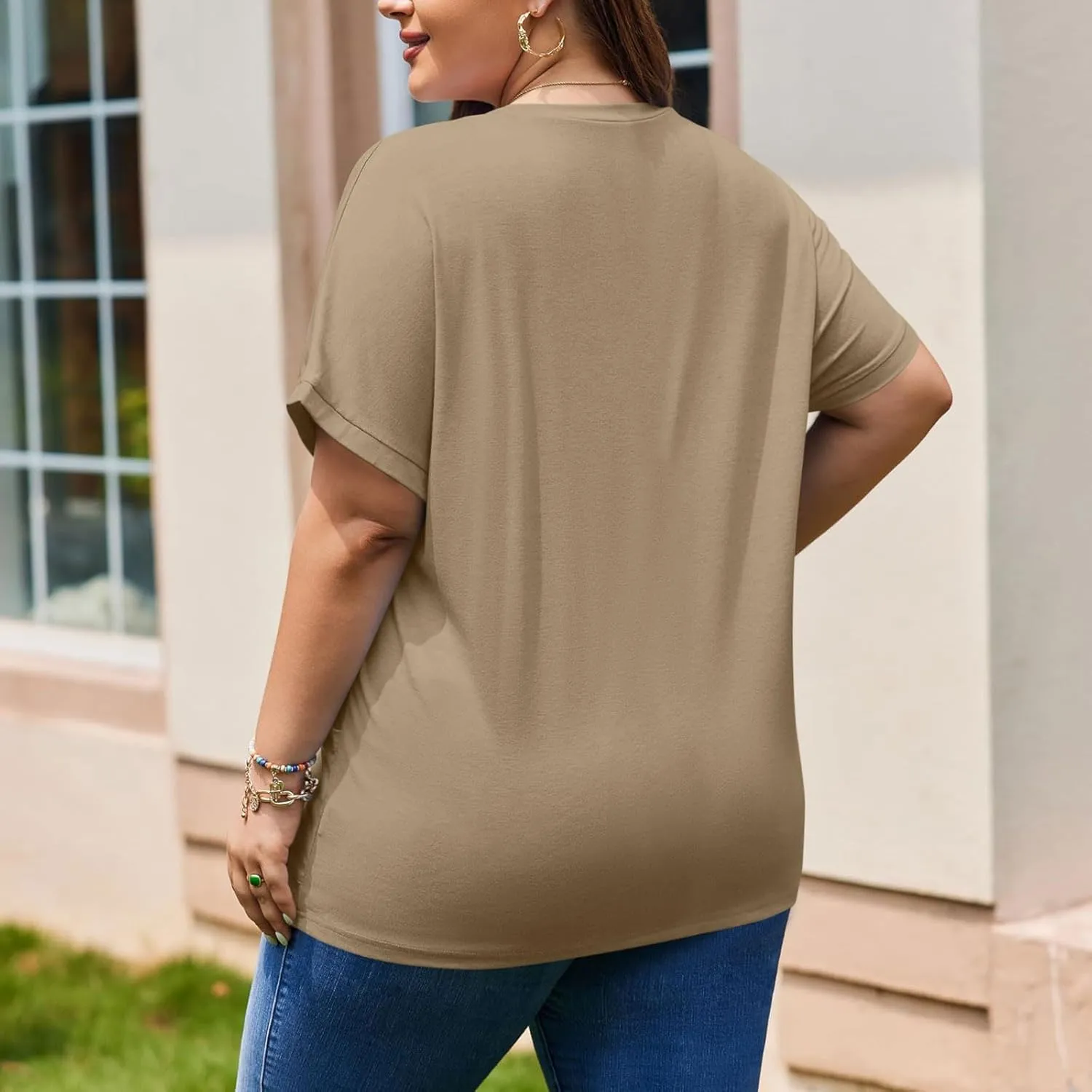 Plus Size Plain Tunic Tops for Women Summer Short Sleeve Crewneck Oversized T Shirt Fashion Comfy Casual Blouse with Pockets