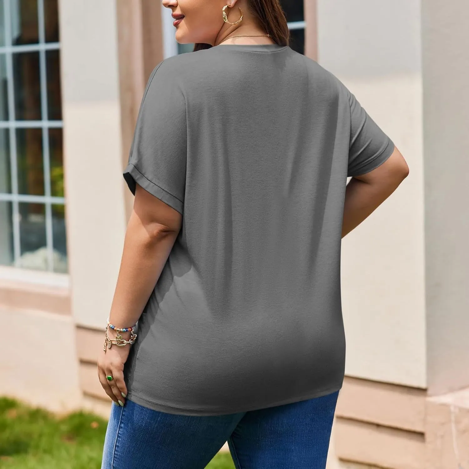 Plus Size Plain Tunic Tops for Women Summer Short Sleeve Crewneck Oversized T Shirt Fashion Comfy Casual Blouse with Pockets